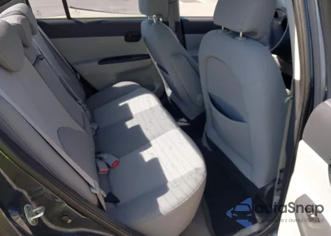 2008 Hyundai Accent Gls z USA, uszkodzony, nr VIN KMHCN46C68U259342